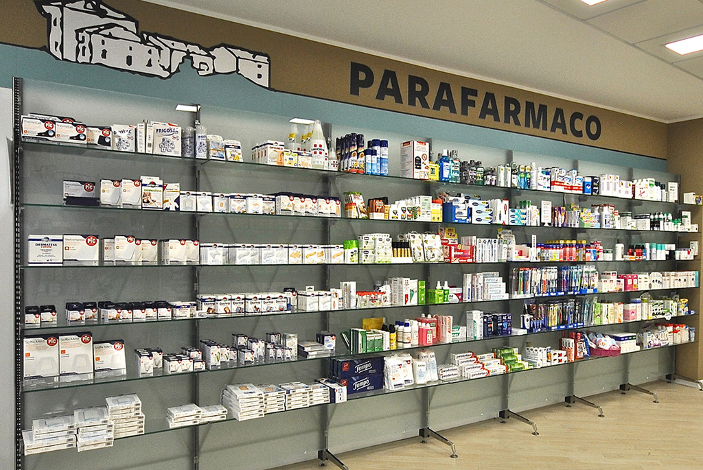 farmacia-borgo-castelvetro-interni2